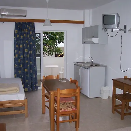 Karmi Aparthotel Kolymbari