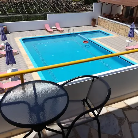 Karmi Aparthotel Kolymbari